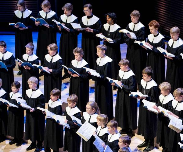 Poikakuoro Cantores Minores.