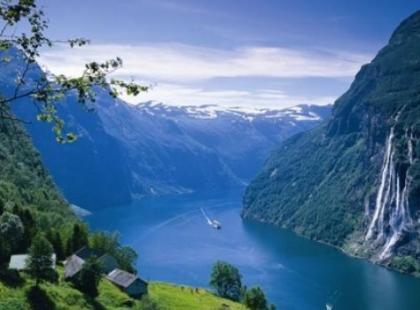 Geirangerfjord waterfall
