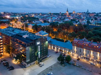 Ilmakuva Metropol hotellista.