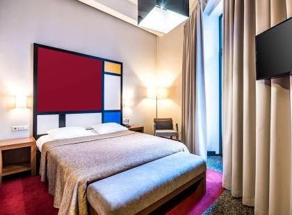 Victoria Hotel Kaunasin moderni kahden hengen huone.