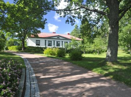 Söderlångvikin kartanon puutarhurin asunto