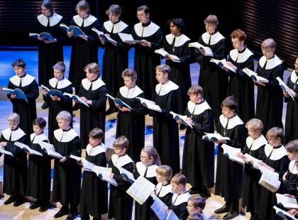 Poikakuoro Cantores Minores.