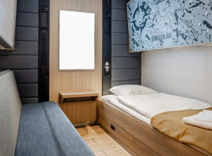 Standard ikkunaton hytti