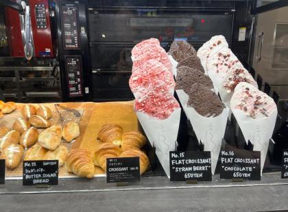 Makeita croissantteja.